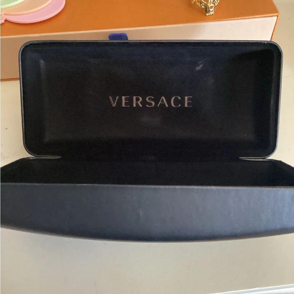 Versace Black Sunglasses Case - Picture 2 of 6